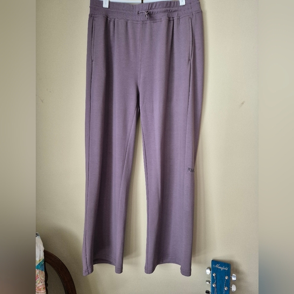 FREE FWD Purple Lounge Set - Picture 7 of 10